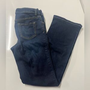 Cat and Jack Boot cut jeans super stretch 
Girls size 14
Dark Wash